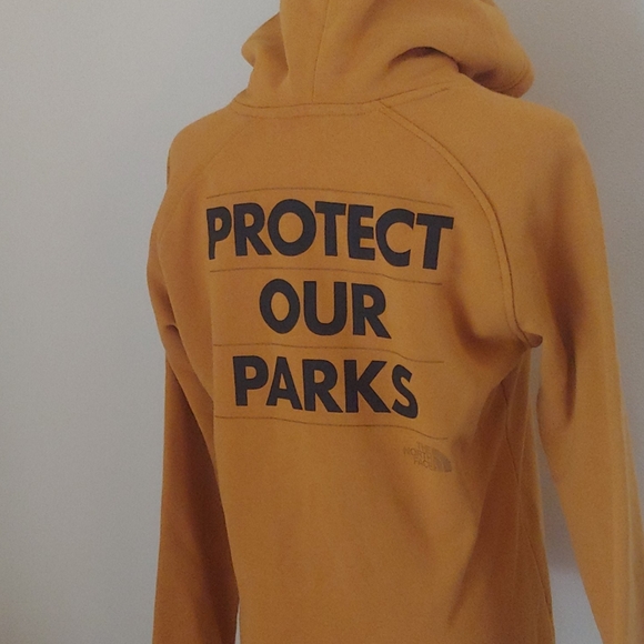 mustard yellow north face hoodie